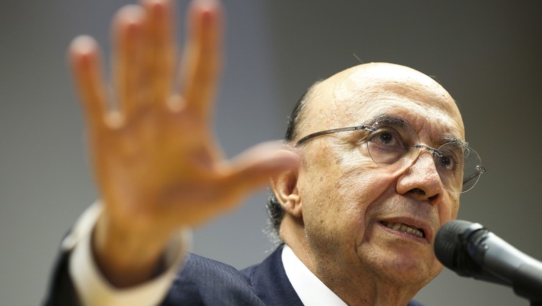 Meirelles diz estar preocupado com 'candidatos dos extremos'