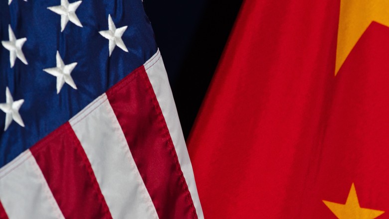 EUA e China retomam negociações comerciais em reunião em Pequim
