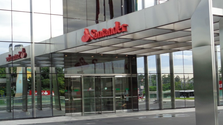 Santander inicia operações com hedge de commodities agrícolas